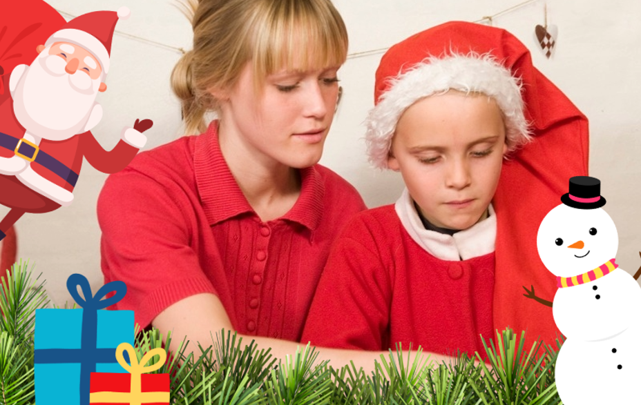 Børn klipper julepynt