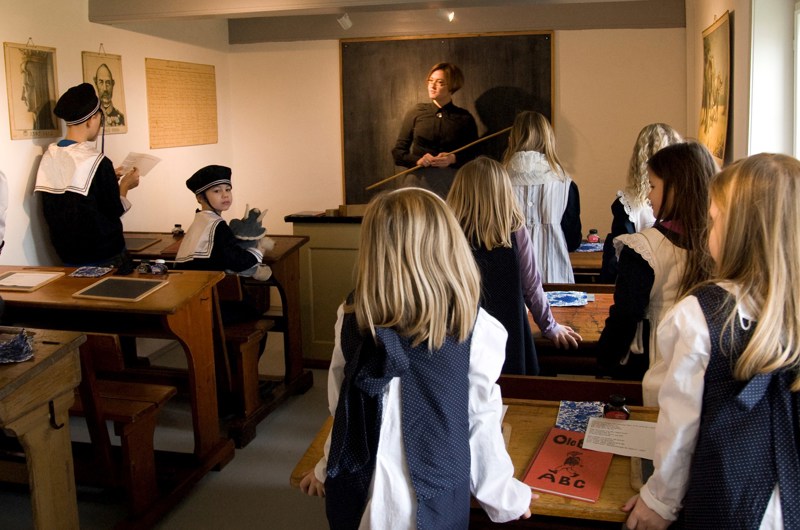 Skoledag i gamle dage på Greve Museum